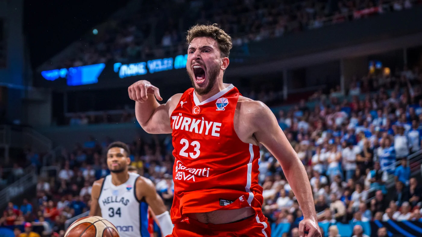 Chặn đứng Giannis Antetokounmpo v&agrave; ĐT Hy Lạp, Thổ Nhĩ Kỳ mang mạch bất bại v&agrave;o chung kết EuroBasket 2025