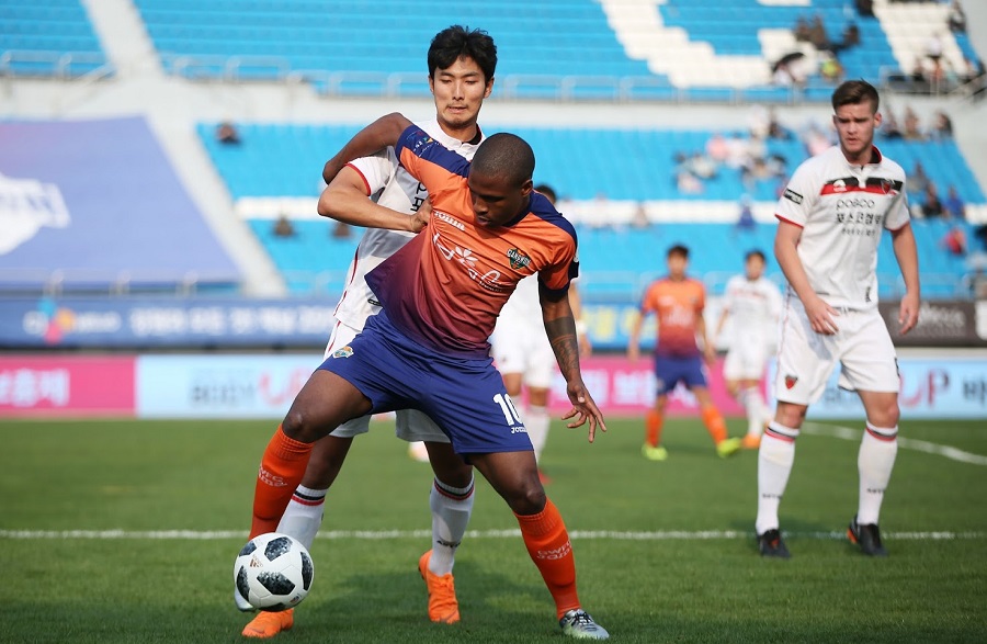 Dự đoán Gangwon vs Shanghai Shenhua, 17h00 ngày 16/9, AFC Champions League 2025/26
