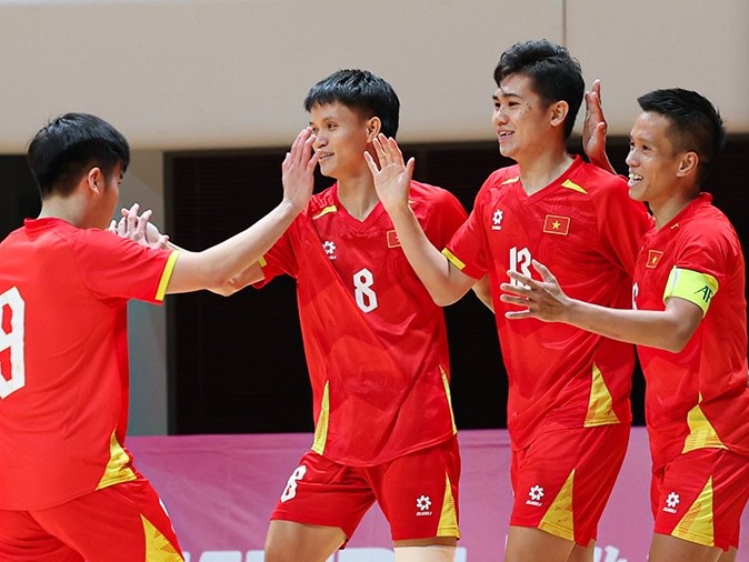 Futsal Việt Nam vùi dập đối thủ kém 97 bậc ở vòng loại châu Á 2026
