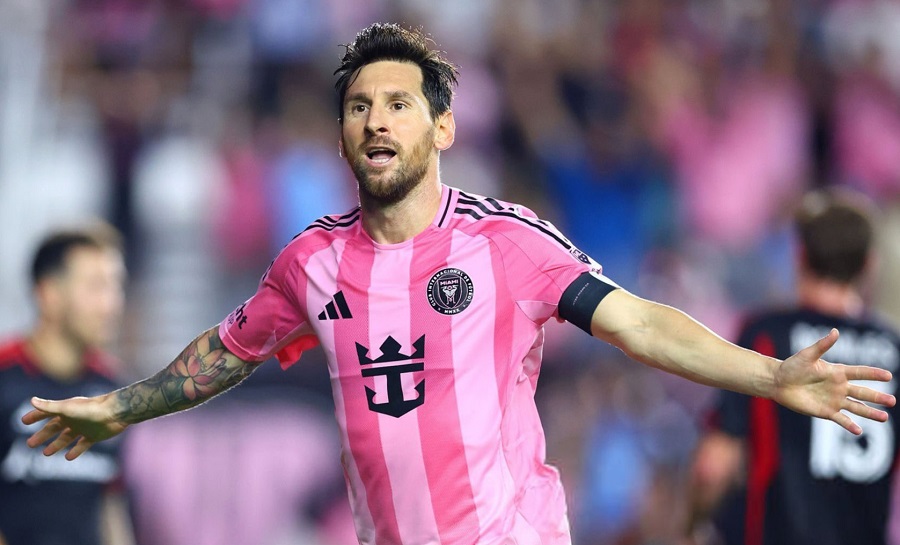 Messi kiến tạo và lập cú đúp bàn thắng, Inter Miami tiến gần đến vòng Playoffs MLS