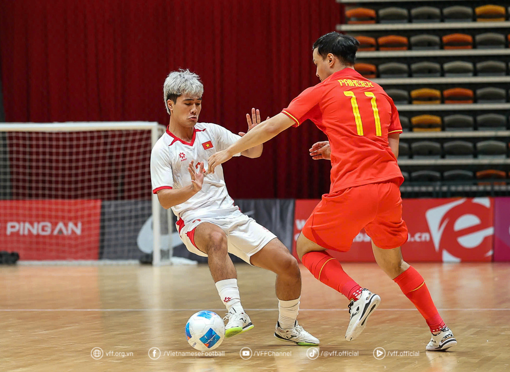 AFC nói sự thật đau lòng về tấm thẻ đỏ của cầu thủ futsal Trung Quốc