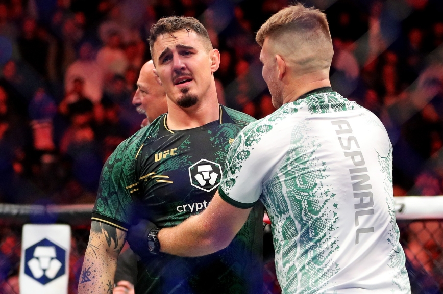 Tom Aspinall phí mất 3 tới 4 trại huấn luyện chỉ để chờ Jon Jones
