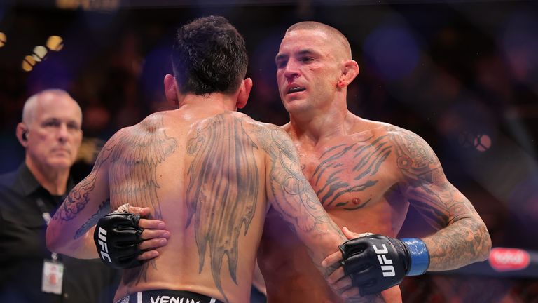 Dustin Poirier muốn trở lại thi đấu chỉ sau 2 tháng giải nghệ