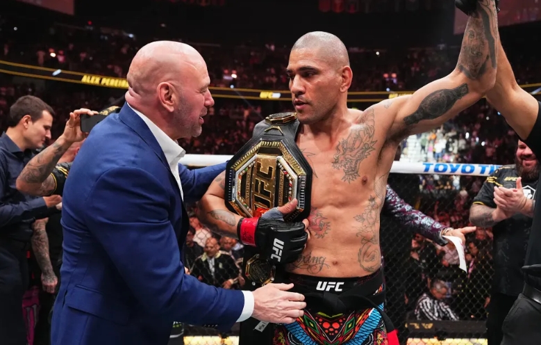 Chủ tịch UFC Dana White nói gì về ý đồ lên hạng nặng của Alex Pereira