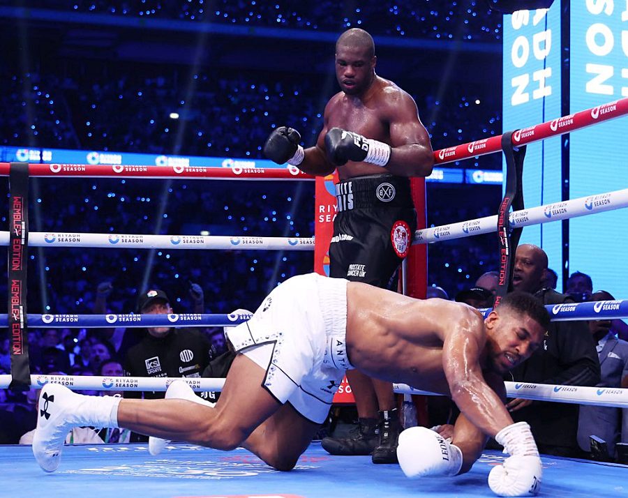 Daniel Dubois nhận k&egrave;o đấu đặc biệt với cơ hội 