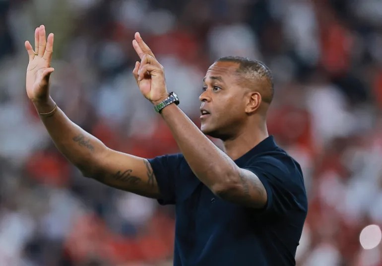 Quyết định khó hiểu của HLV Kluivert khiến Indonesia chệch nhịp trong hành trình World Cup 2026