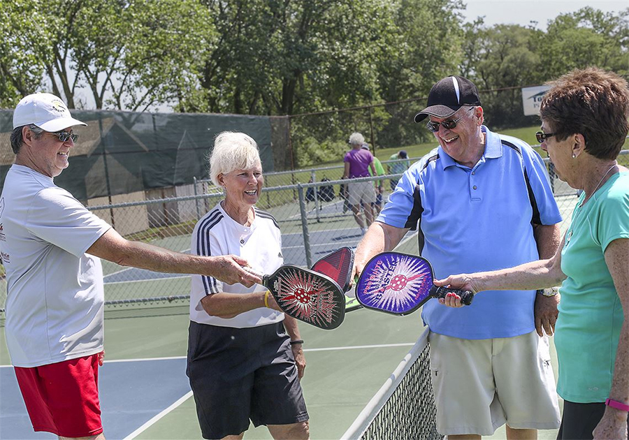 Gi&aacute; trị tinh thần từ việc chơi pickleball thường xuy&ecirc;n