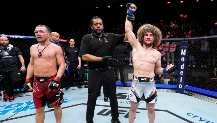 Merab Dvalishvili nhắm kỷ lục mới ở UFC 323 bằng trận tái đấu Petr Yan