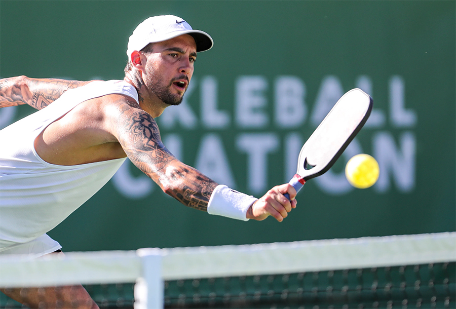 Tyson McGuffin chia sẻ bí quyết phòng ngự thông minh ở vạch Kitchen trong Pickleball
