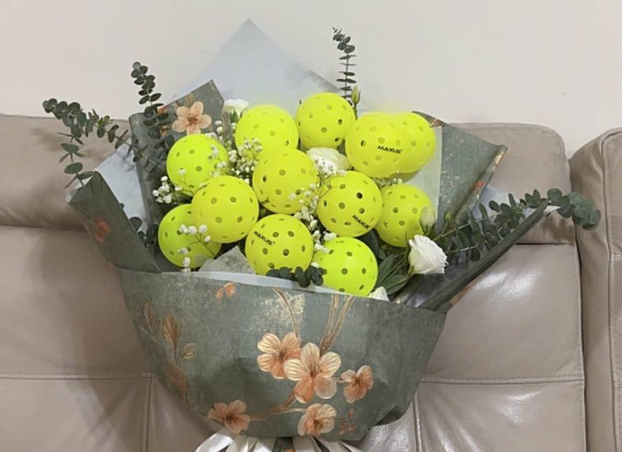 Hoa bóng Pickleball: Món quà 20/10 cho phái đẹp mê thể thao