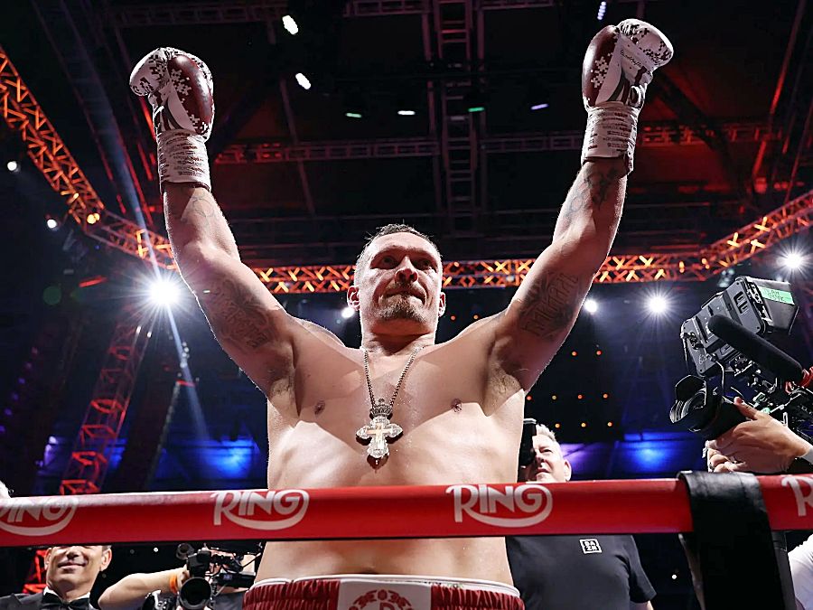 Sốc: Usyk đảo ngược kế hoạch giải nghệ, sẽ đấu Itauma v&agrave; Fury?