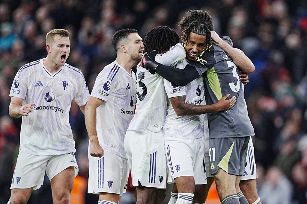 3 cầu thủ MU được chấm điểm cao nhất trong trận thắng Liverpool