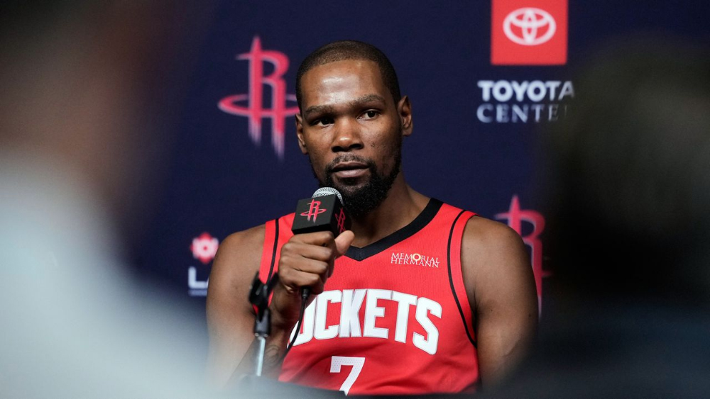 Chuyển nhượng NBA: Kevin Durant đồng &yacute; ở lại Houston, gia hạn hợp đồng 90 triệu đ&ocirc; la Mỹ