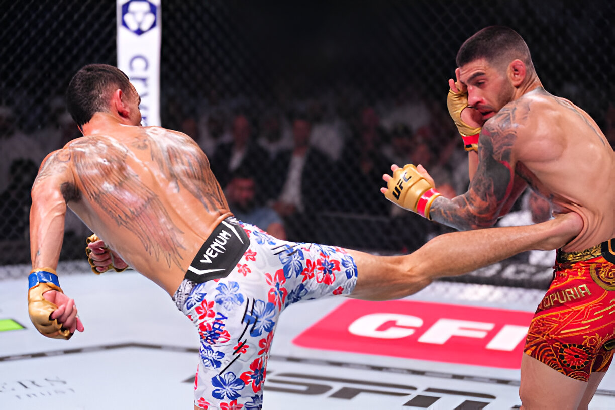 Boxing của Ilia Topuria rất hay nhưng vẫn có "chìa khóa đánh chặn"