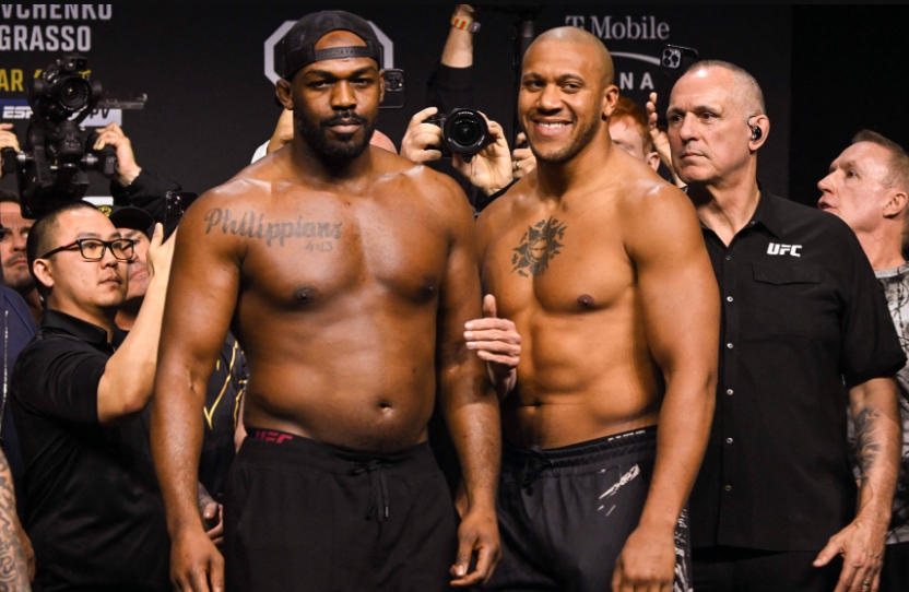 Ciryl Gane cho rằng Jon Jones sẽ ủng hộ mình ở UFC 321: Tom Aspinall thiếu tôn trọng anh ấy