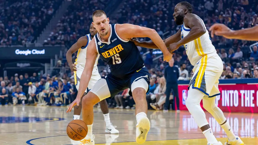 Nikola Jokic sánh ngang huyền thoại Oscar Robertson với thành tích triple-double đáng kinh ngạc Nikola Jokic sánh ngang huyền thoại Oscar Robertson với thành tích triple-double đáng kinh ngạc
