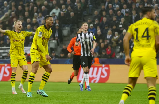 Nhận định, soi kèo Frankfurt vs Dortmund: Đại chiến rực lửa