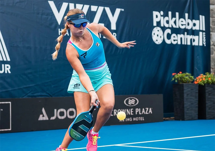 Anna Leigh Waters v&agrave; h&agrave;nh tr&igrave;nh x&acirc;y dựng bản lĩnh tinh thần khi thi đấu Pickleball