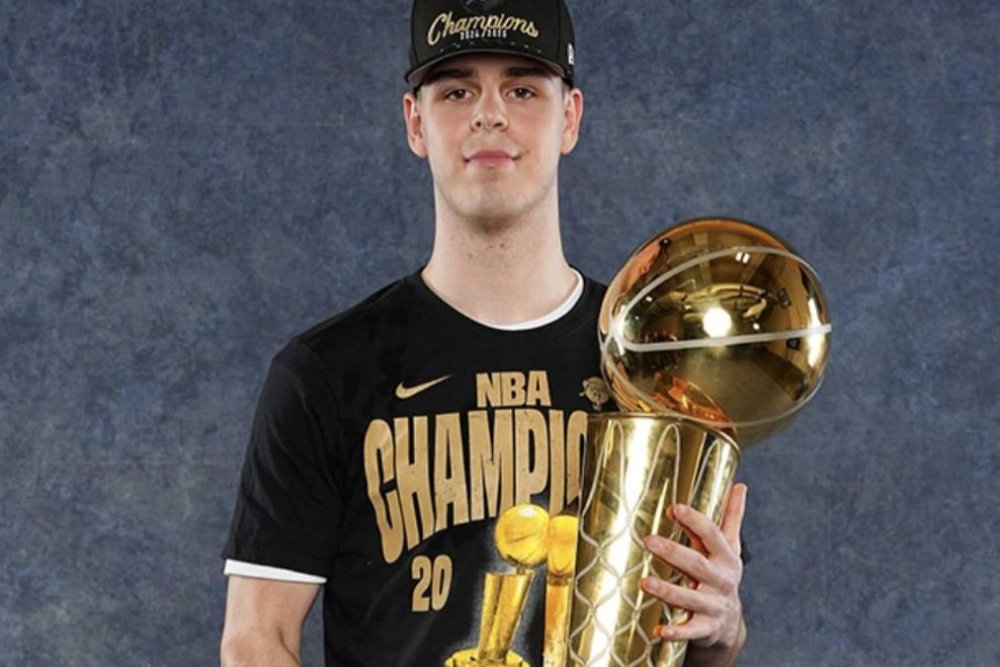 Cầu thủ 20 tuổi vừa vô địch NBA 2025 bị chẩn đoán mắc bệnh ung thư