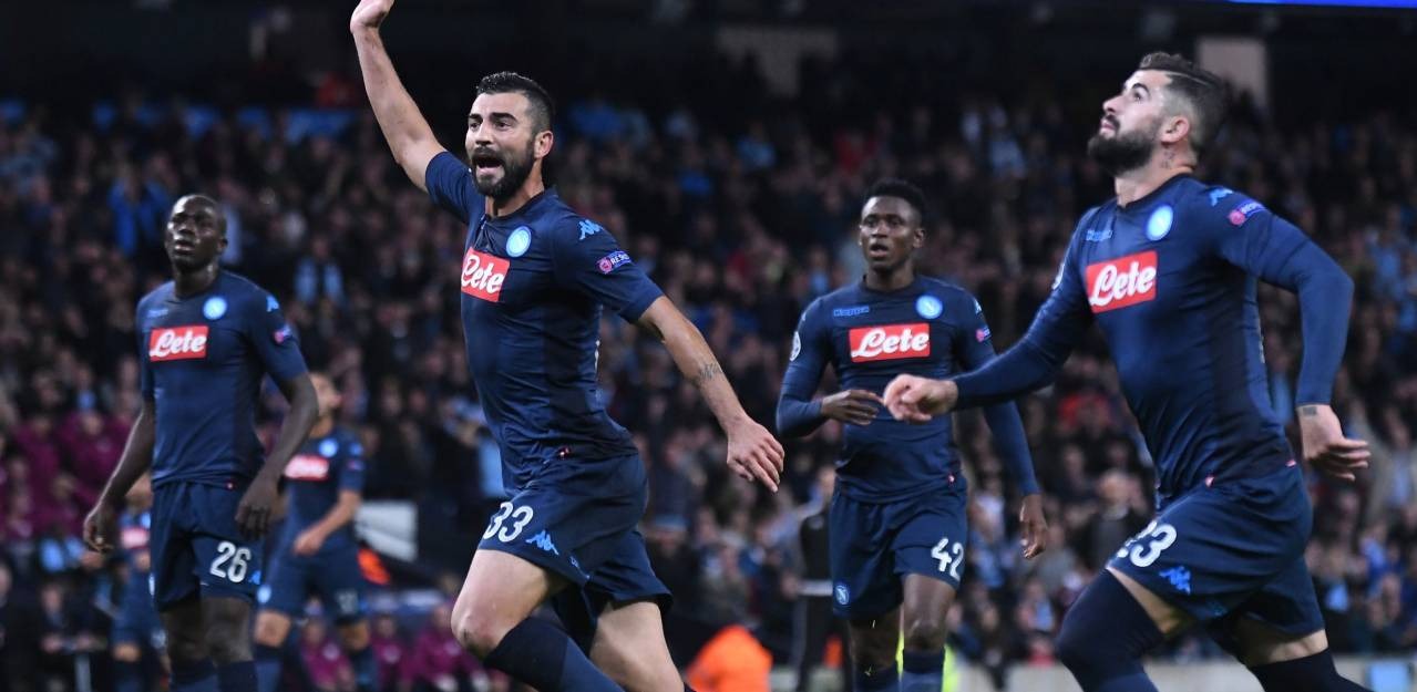 Tỷ lệ kèo trận Napoli vs Frankfurt, 0h45 ngày 5/11, Cúp C1 châu Âu