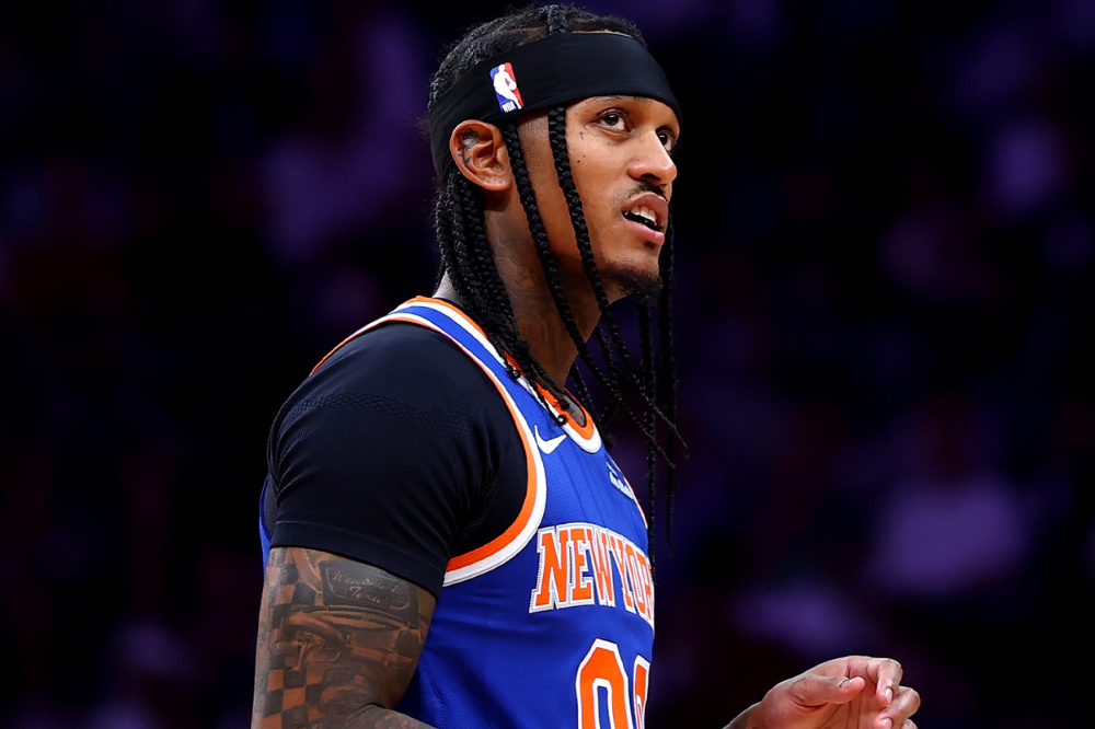 Ngôi sao bóng rổ Philippines trải lòng về khó khăn khi hòa nhập với New York Knicks Ngôi sao bóng rổ Philippines trải lòng về khó khăn khi hòa nhập với New York Knicks