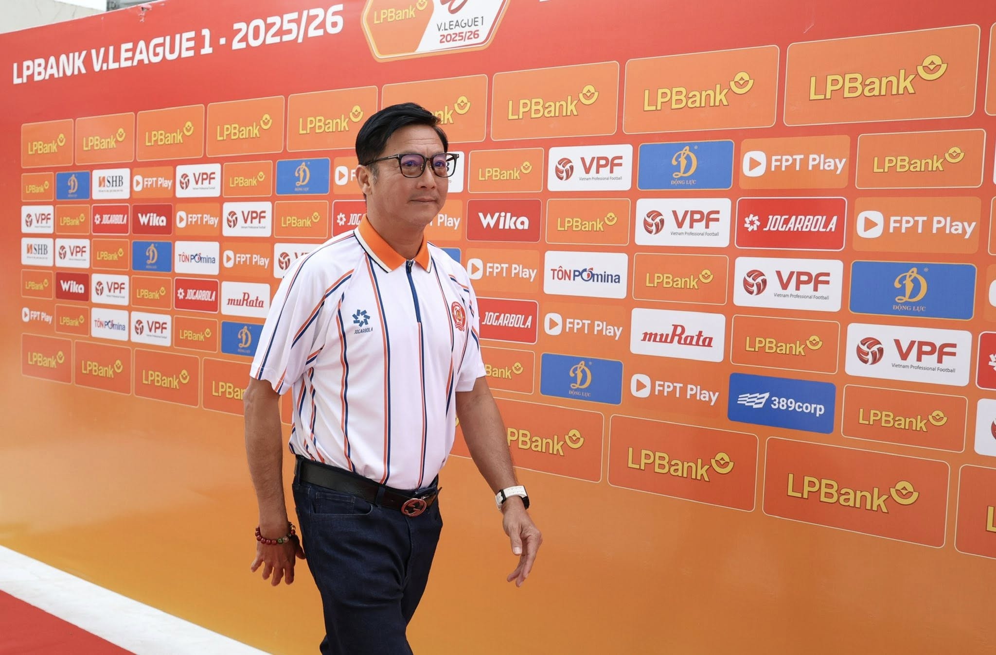 Ngày trở lại trọn niềm vui của HLV Lê Huỳnh Đức Ngày trở lại trọn niềm vui của HLV Lê Huỳnh Đức