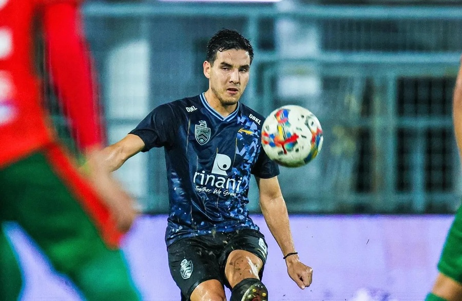 Tân binh "bí ẩn" Ryan Lambert bất ngờ có mặt trong đội tuyển Malaysia