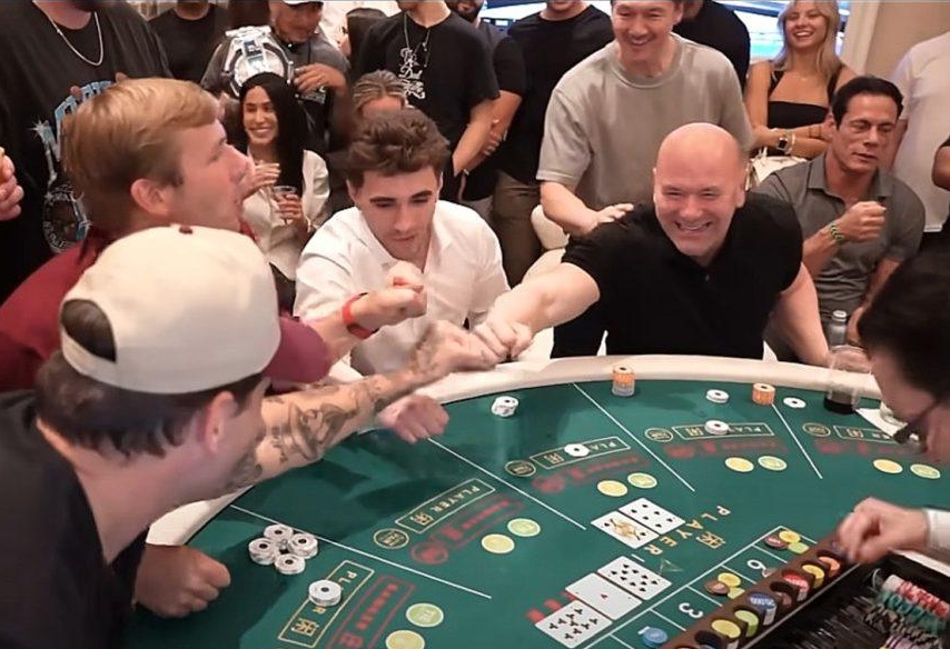 Chủ tịch UFC Dana White phủ nhận tin đồn nợ 30 triệu USD tại sòng bạc