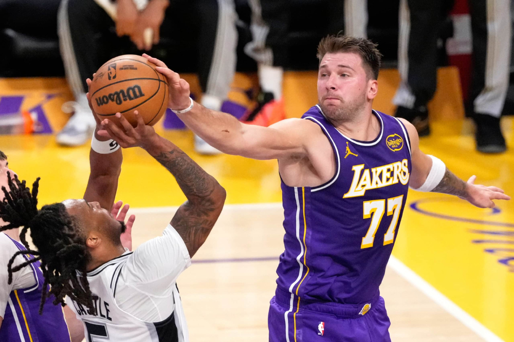 Cựu cầu thủ NBA 'choáng váng' với khả năng phòng ngự của Luka Doncic khi đối đầu Wembanyama