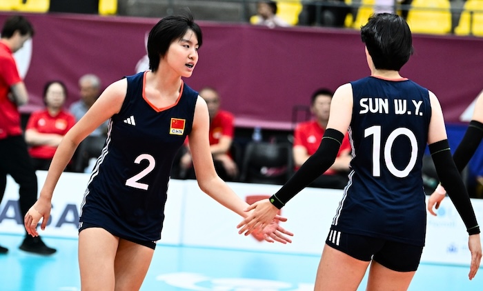 Phụ công trẻ Trung Quốc 15 tuổi lọt vào tầm ngắm nhiều CLB châu Âu sau giải U16 châu Á