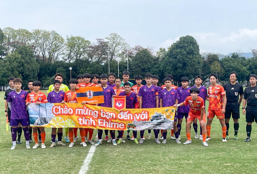 U17 Việt Nam khép lại chuyến tập huấn Nhật Bản với trận đấu giàu cảm xúc trước U18 Ehime