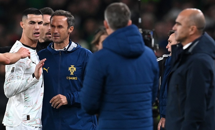 Tiết lộ những lời nói của Ronaldo với HLV tuyển Ireland sau khi bị đuổi khỏi sân Tiết lộ những lời nói của Ronaldo với HLV tuyển Ireland sau khi bị đuổi khỏi sân