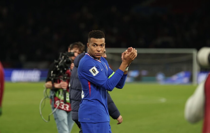 Mâu thuẫn âm thầm trong đội tuyển Pháp về đặc quyền của Mbappe