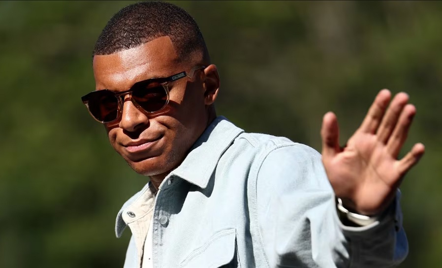 Mbappe đẩy căng thẳng với PSG lên đỉnh điểm vì khoản nợ 55 triệu euro
