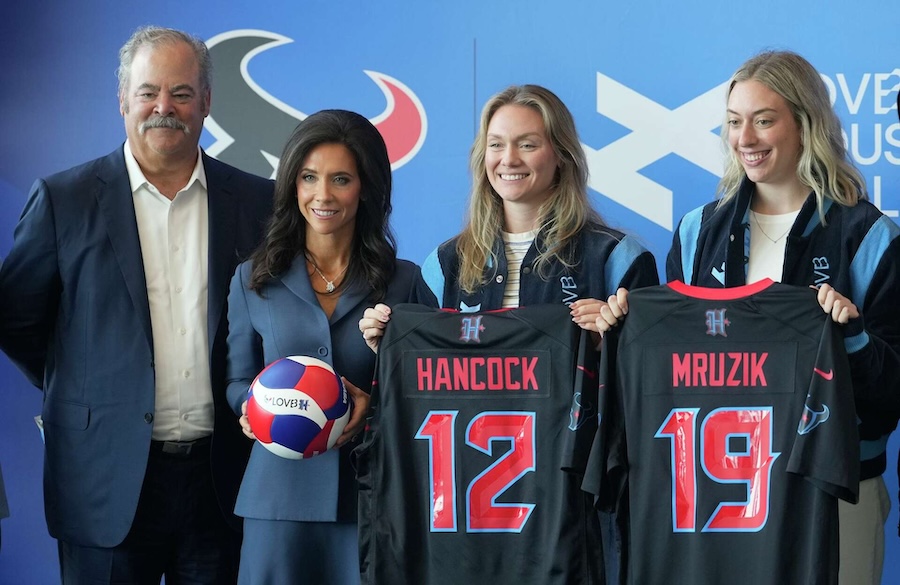 Houston Texans mua đội bóng chuyền nữ chuyên nghiệp, mở rộng mảng thể thao nữ