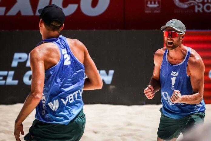 Schalk & Shaw ngược dòng ngoạn mục, tiến vào tứ kết sau trận chiến ba set