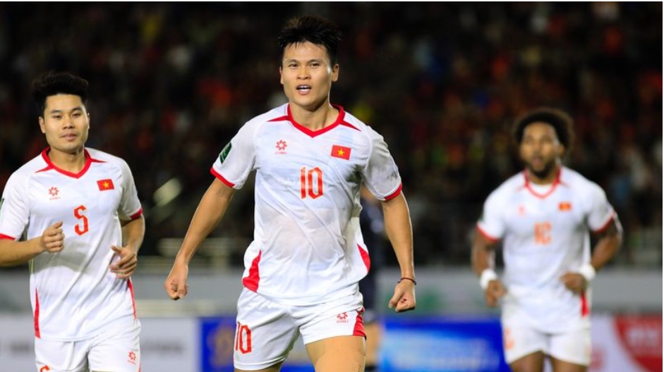 AFC nói thẳng: Chiến thắng trước Lào giúp Việt Nam tạo sức ép lớn lên Malaysia AFC nói thẳng: Chiến thắng trước Lào giúp Việt Nam tạo sức ép lớn lên Malaysia