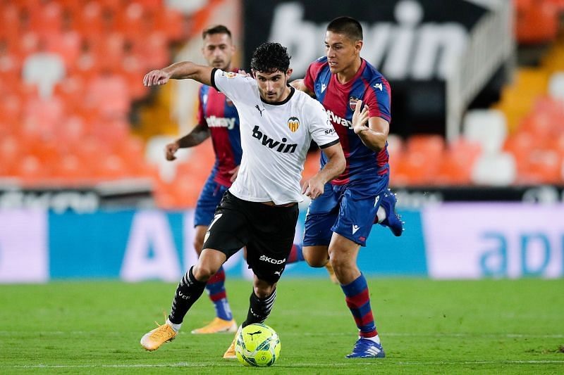 Tỷ lệ kèo trận Valencia vs Levante, 3h00 ngày 22/11, La Liga