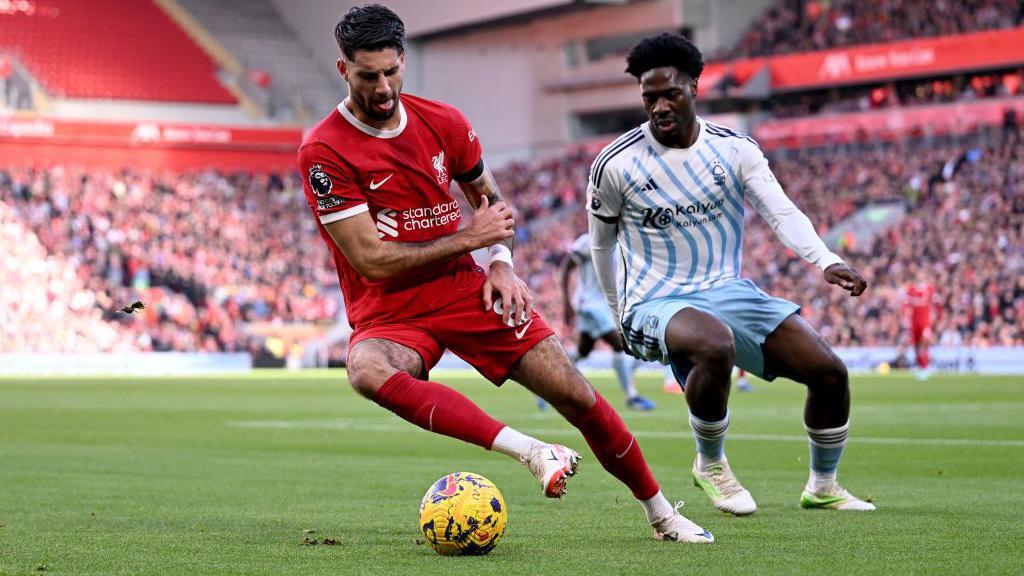 Đội hình ra sân Liverpool vs Nottingham: Alisson và 5 sự thay đổi