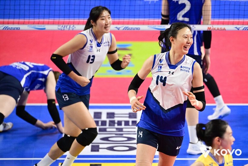Hyundai E&C chấm dứt chuỗi thua, đánh bại IBK Industrial Bank 3-0