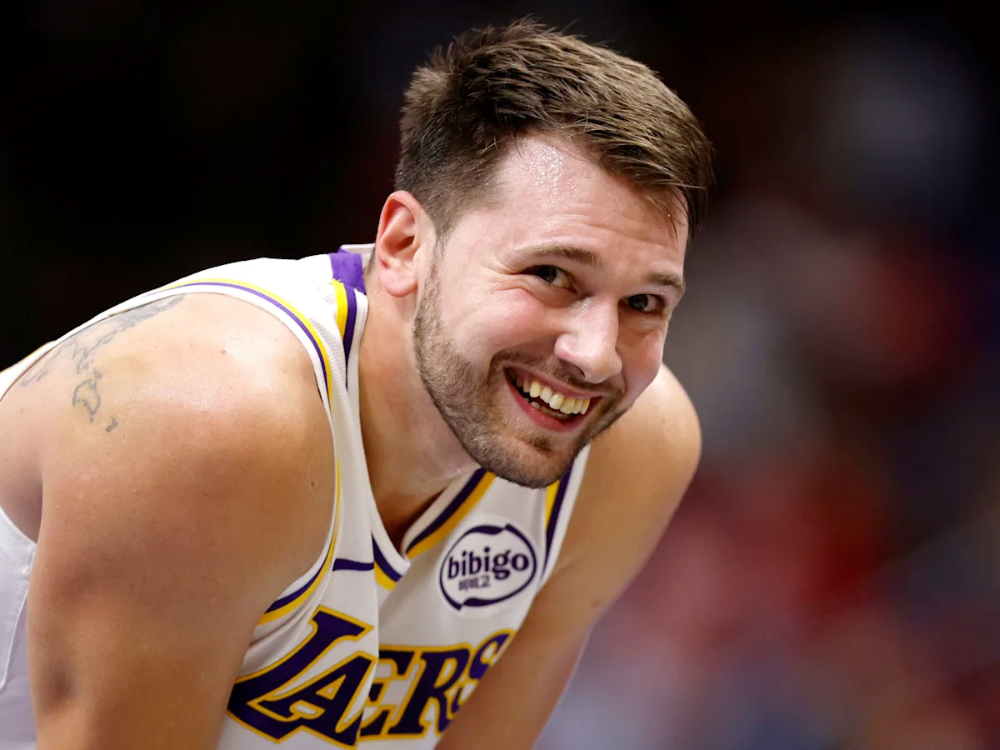 Cuộc đua MVP NBA 2025-26: Nikola Jokic tạm thời không đối thủ, Luka Doncic vượt mặt Giannis