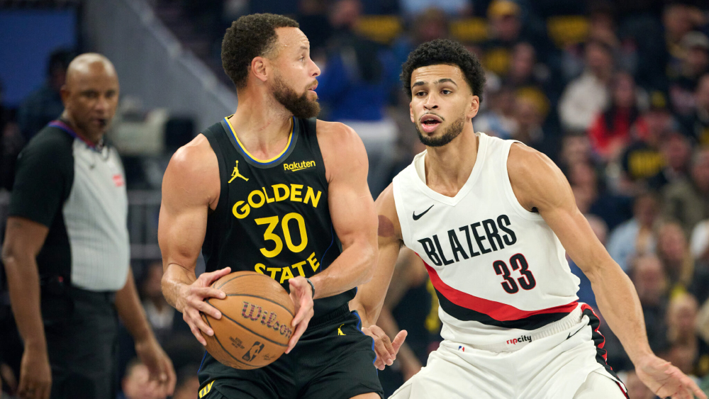 Stephen Curry ghi 38 điểm vẫn bất lực, Golden State Warriors thua đau Blazers tại NBA Cup 2025