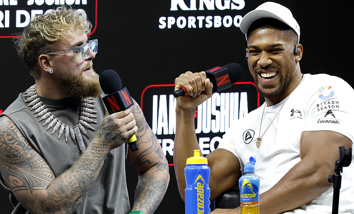Anthony Joshua có "ê-kíp siêu khủng" cho trận so găng Jake Paul
