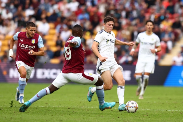 Tỷ lệ kèo trận Leeds vs Aston Villa, 21h00 ngày 23/11, Ngoại hạng Anh