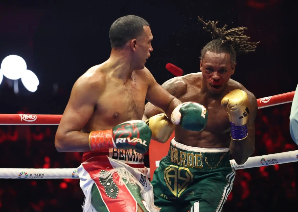David Benavidez hủy diệt Anthony Yarde, tiết lộ kế hoạch tiếp theo