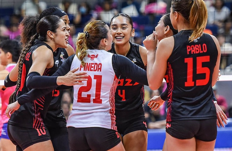 Petro Gazz chấm dứt chuỗi 19 lần liên tiếp vào bán kết của Creamline tại PVL