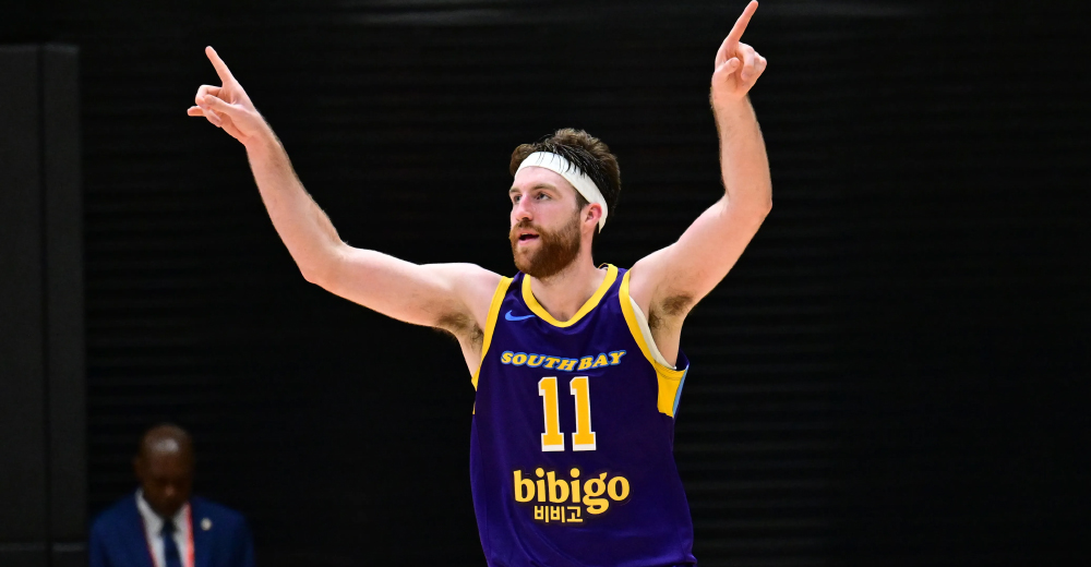 Tin chuyển nhượng Lakers: "Ký gấp" Drew Timme thay thế Deandre Ayton chấn thương