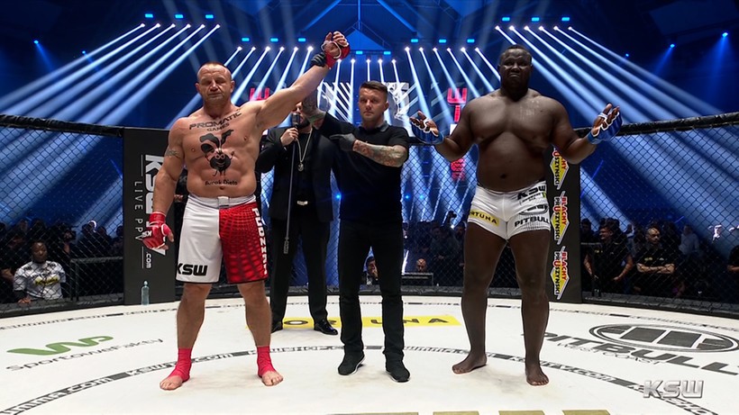 Giải MMA số 1 Ba Lan áp dụng luật trừ điểm võ sĩ lố cân tại KSW 113