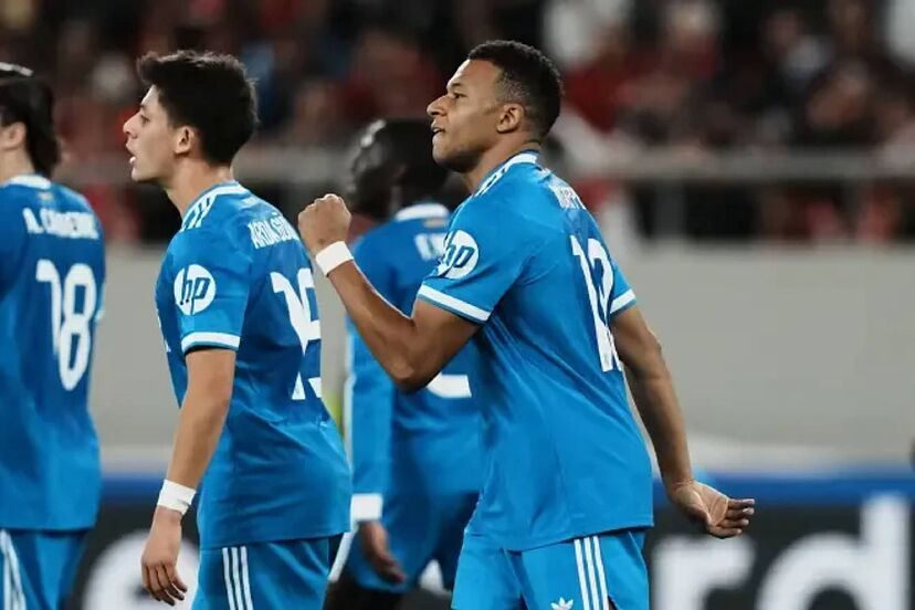 Mbappe ghi 4 bàn thắng trong 7 phút, lập hat-trick nhanh thứ hai lịch sử