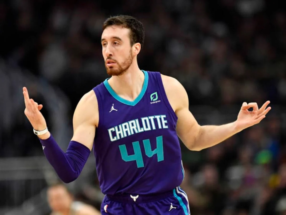 Frank Kaminsky chia tay NBA và G-League, cập bến đại gia Nhật Bản Alvark Tokyo Frank Kaminsky chia tay NBA và G-League, cập bến đại gia Nhật Bản Alvark Tokyo